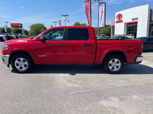 Used 2025 RAM 1500 Big Horn AWD/4WD image 6