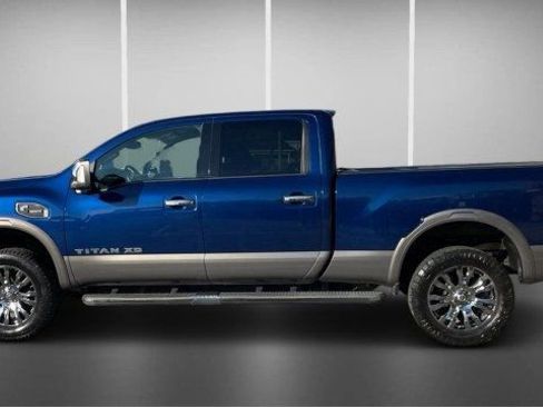 Used 2016 Nissan Titan Platinum Reserve AWD/4WD image 5