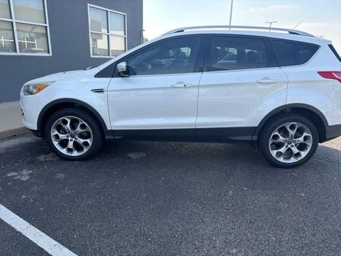Used 2015 Ford Escape Titanium w/ Equipment Group 301A FWD image 9