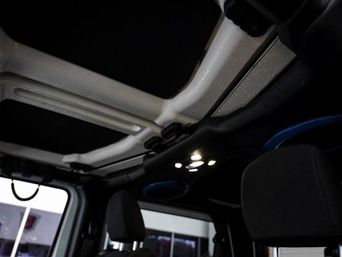 Used 2021 Jeep Wrangler Sport image 36