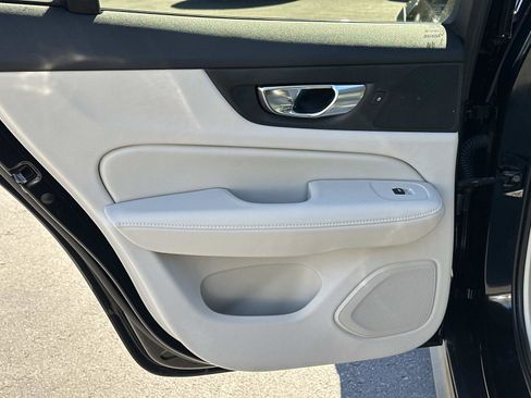 Certified 2023 Volvo V60 B5 Cross Country Plus w/ Climate Package image 20