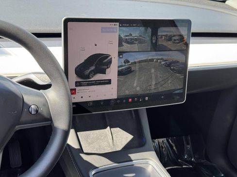 Used 2023 Tesla Model Y Long Range AWD/4WD image 4