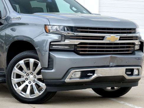 Used 2020 Chevrolet Silverado 1500 High Country image 17