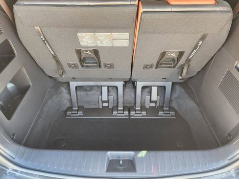 New 2026 Kia Carnival SX FWD image 22