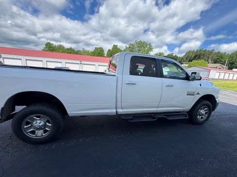 Used 2014 RAM 2500 SLT AWD/4WD image 7
