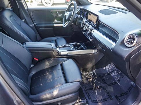 Certified 2024 Mercedes-Benz EQB 300 4MATIC image 16