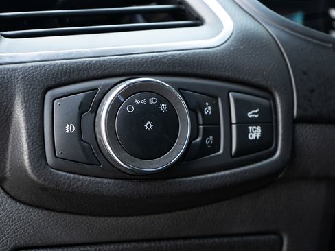 Used 2024 Ford Edge Titanium image 42