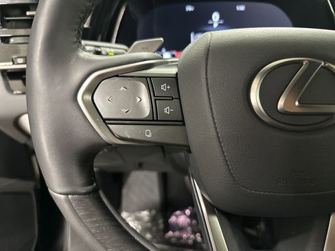 Used 2025 Lexus RX 350 AWD w/ Convenience Package image 20