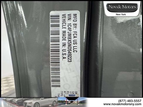 Used 2022 Jeep Cherokee Trailhawk w/ Premium Leather Package AWD/4WD image 21