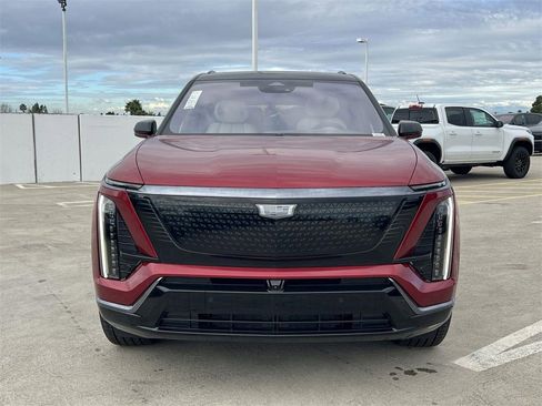 New 2026 Cadillac Vistiq Sport image 8