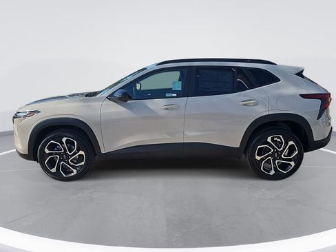 New 2026 Chevrolet Trax RS image 6