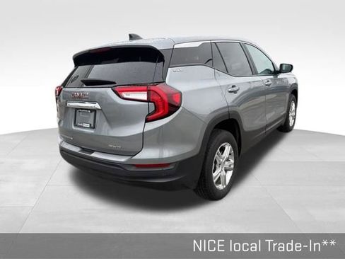 Used 2023 GMC Terrain SLE AWD/4WD image 12
