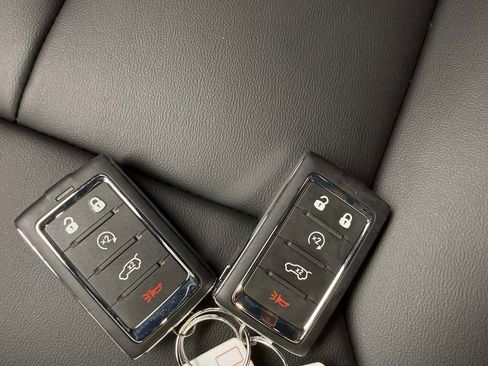 New 2025 Jeep Grand Cherokee L Limited image 26