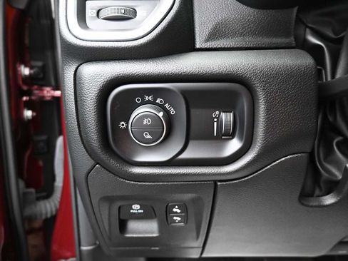 Used 2024 RAM 1500 Big Horn AWD/4WD image 10