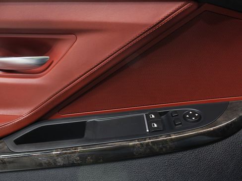 Used 2012 BMW 650i Coupe image 22