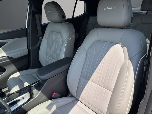 Certified 2025 Buick Envista Preferred FWD image 15