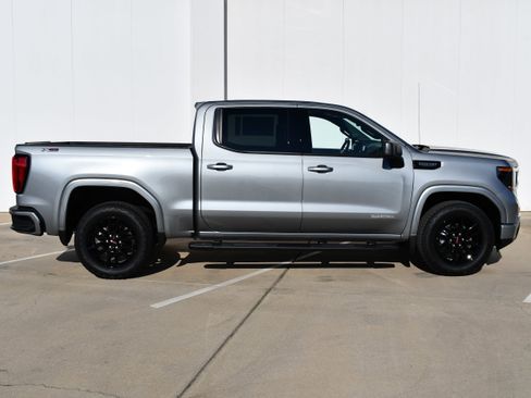 New 2026 GMC Sierra 1500 Elevation w/ LPO, Elevation Black Package image 5