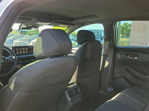 Used 2025 Honda Accord Sport image 13