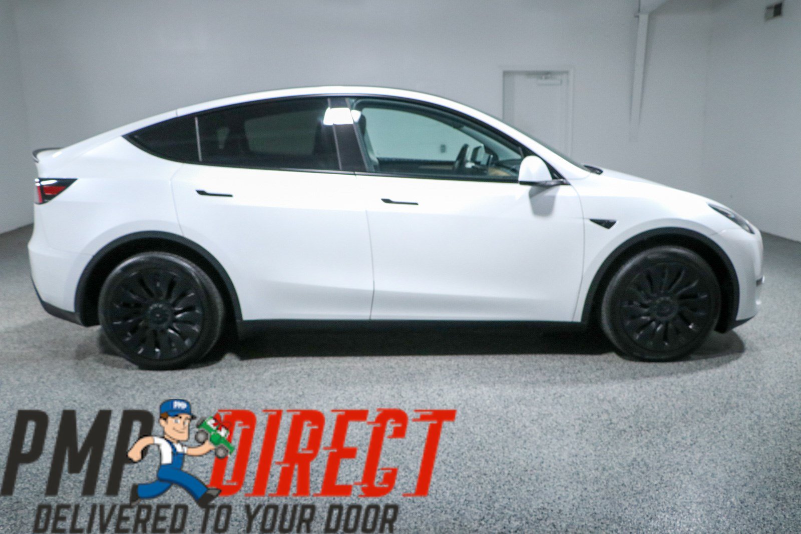 Used 2023 Tesla Model Y AWD image 6