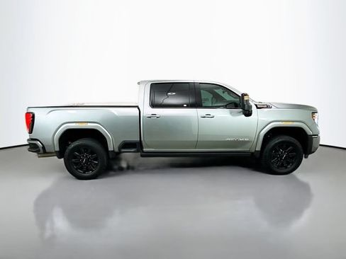 Used 2024 GMC Sierra 2500 AT4 w/ AT4 Premium Plus Package AWD/4WD image 10