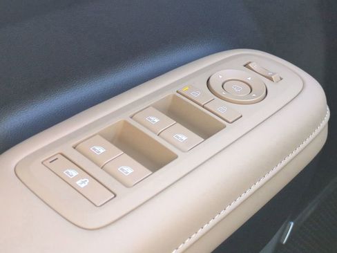 New 2026 Hyundai Santa Fe Calligraphy FWD image 32