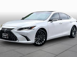 Used 2024 Lexus ES 350 Ultra Luxury w/ Accessory Package (Z2) FWD video 1