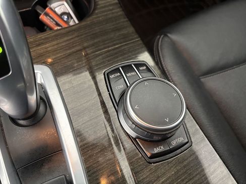 Used 2017 BMW X3 xDrive28i image 19