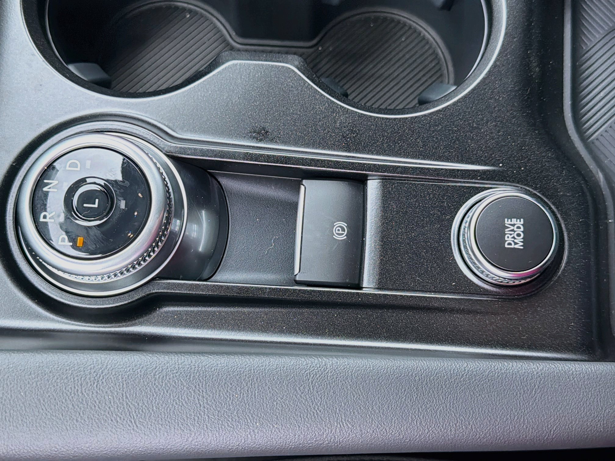 New 2027 Ford Explorer Active RWD image 11