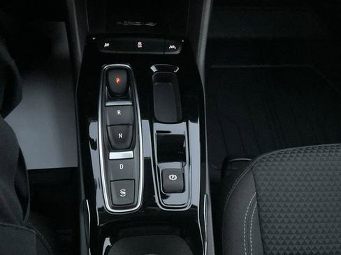 Used 2023 Chevrolet Bolt EUV LT w/ Redline Edition image 19