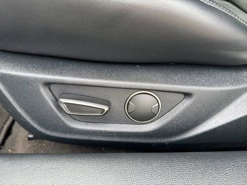 Used 2016 Ford Mustang Shelby GT350 w/ Technology Package image 23