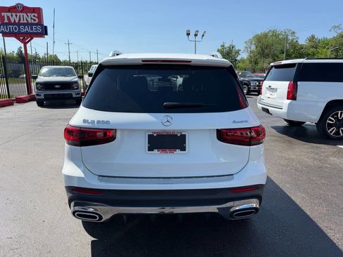 Used 2021 Mercedes-Benz GLB 250 4MATIC w/ AMG Line image 6
