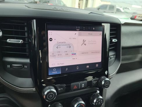 New 2025 RAM 2500 Tradesman w/ Chrome Appearance Group image 18