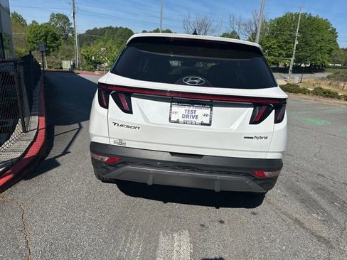 Certified 2022 Hyundai Tucson Limited w/ Cargo Package image 4