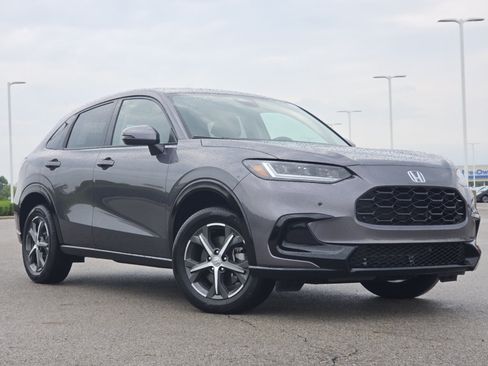 Used 2024 Honda HR-V EX-L image 2
