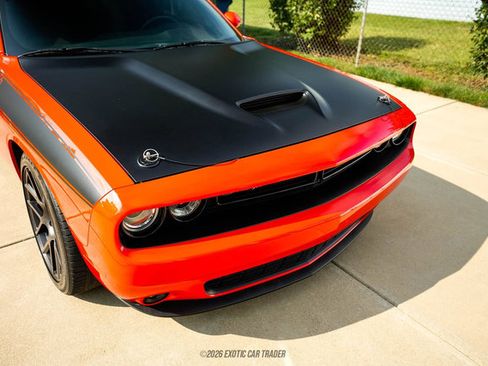 Used 2017 Dodge Challenger R/T w/ Quick Order Package 22P T/A RWD image 39