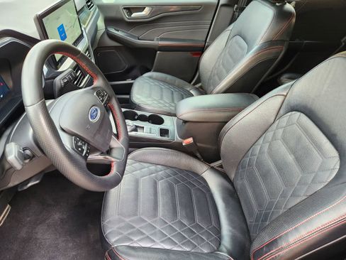 Used 2023 Ford Escape ST-Line Elite w/ Premium Technology Package image 13