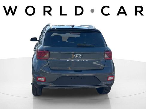 New 2026 Hyundai Venue SEL FWD image 4