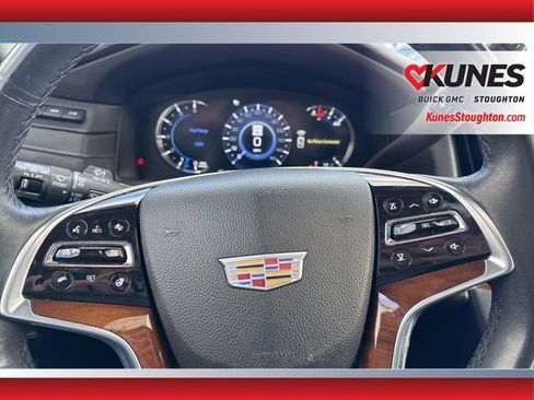 Used 2017 Cadillac Escalade Premium Luxury image 21