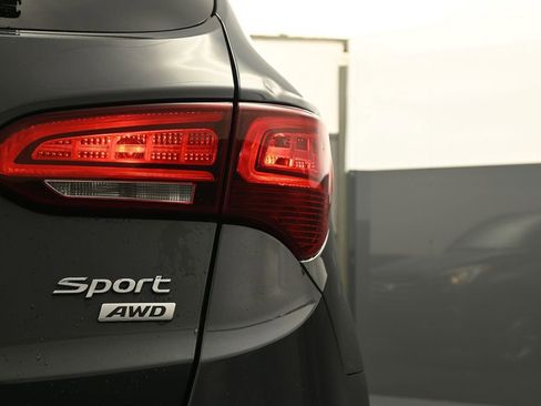 Used 2017 Hyundai Santa Fe Sport image 28