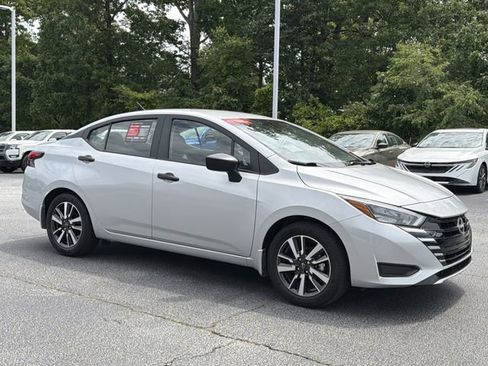 Certified 2025 Nissan Versa S w/ S Plus Package FWD image 2