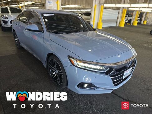 Used 2021 Honda Accord Touring image 1