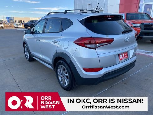 Used 2017 Hyundai Tucson SE image 3