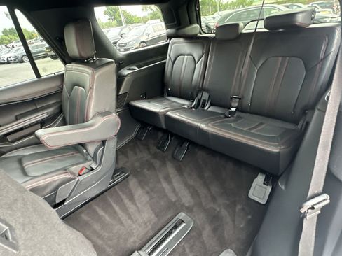 Used 2023 Ford Expedition Limited AWD/4WD image 34