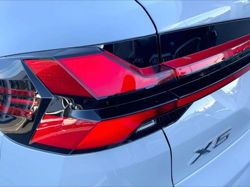 Used 2025 BMW X5 xDrive40i image 27