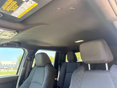 Used 2024 Toyota Tacoma SR5 w/ SR5 Upgrade Package RWD image 31
