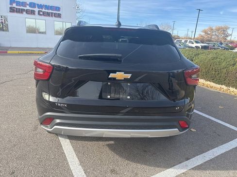 Certified 2025 Chevrolet Trax LT image 4