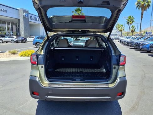 Used 2024 Subaru Outback Premium w/ Popular Package #1A AWD/4WD image 16