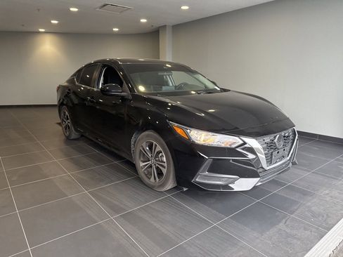 Used 2023 Nissan Sentra SV image 4