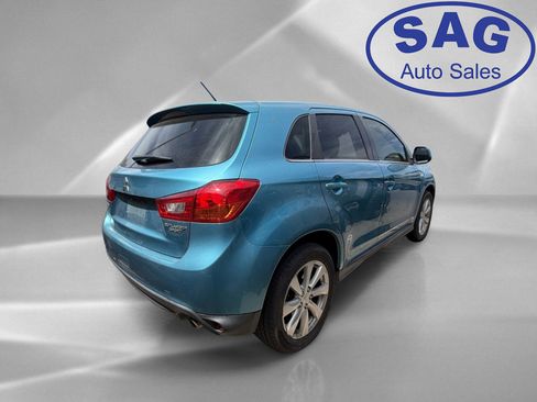 Used 2013 Mitsubishi Outlander Sport SE FWD image 3
