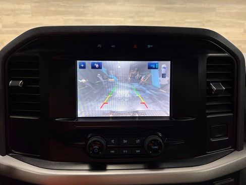 Used 2023 Ford F150 XLT image 6